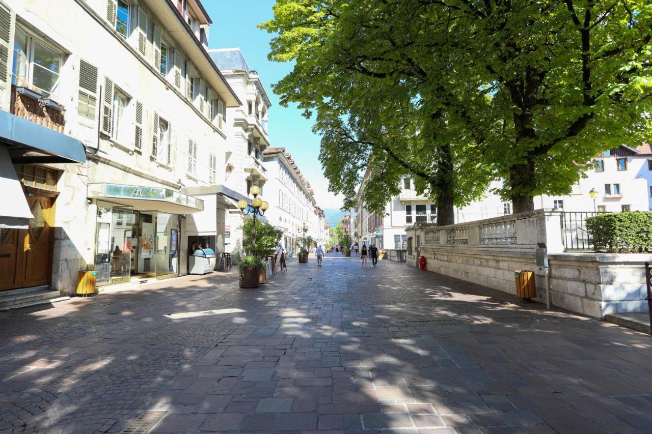Le Coquet - Gare - Hyper Centre - Parking - Wifi - Netflix - Disney+ Annecy Bagian luar foto