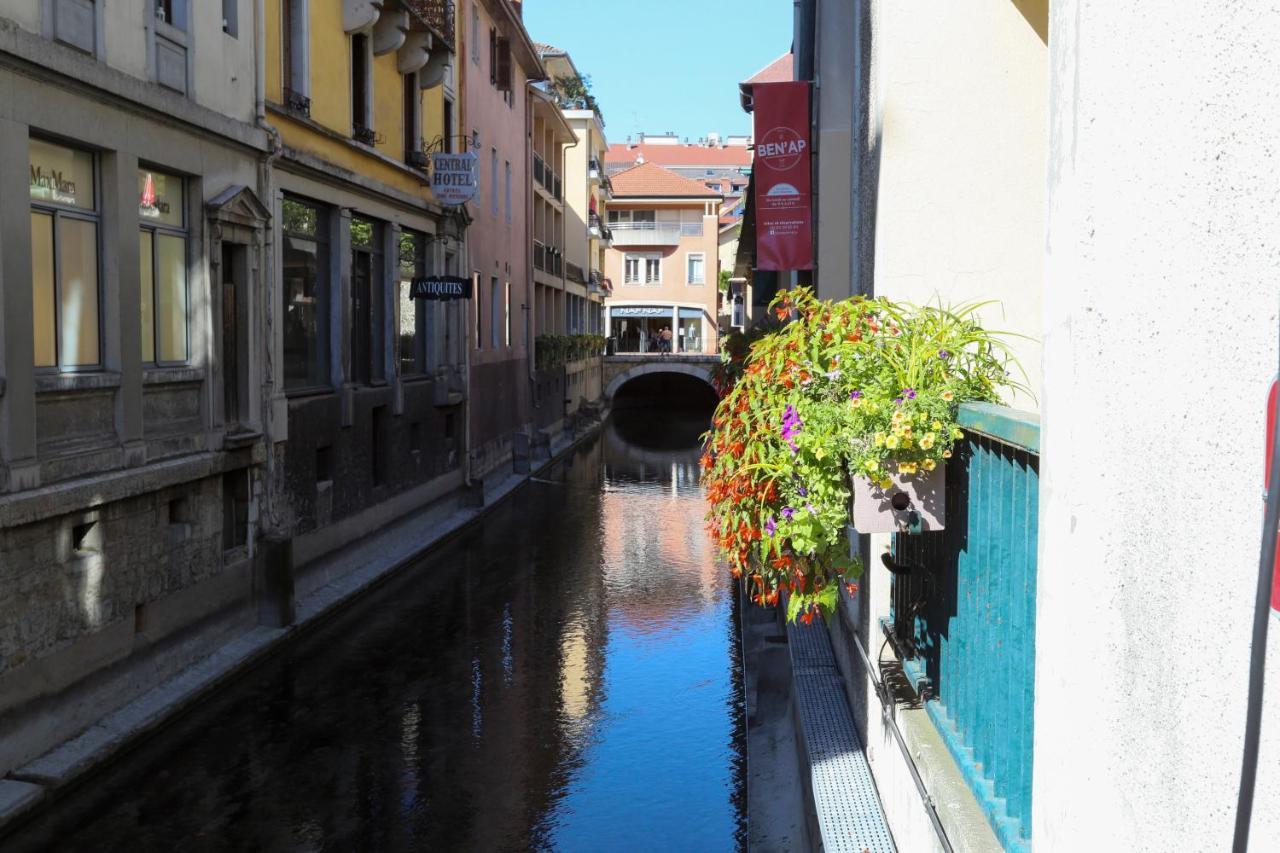 Le Coquet - Gare - Hyper Centre - Parking - Wifi - Netflix - Disney+ Annecy Bagian luar foto